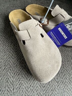 Birkenstock Suede Boston Clog in Light Taupe